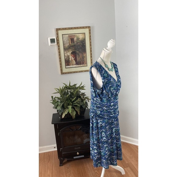 Nine West Dress Women's 16 Sleeveless V-Neck Partially Lined Blue Stretch - Picture 3 of 12